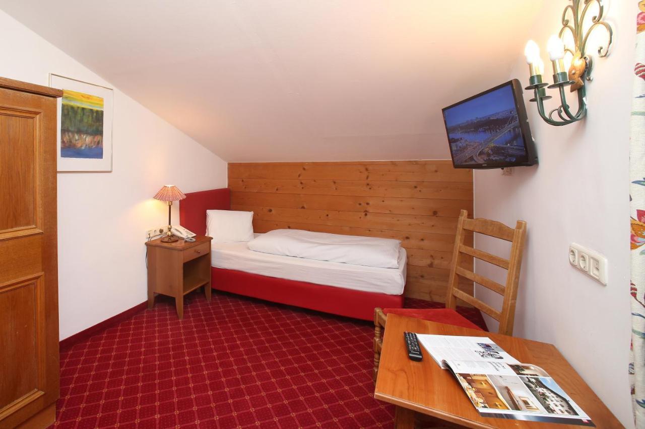 Hotel Lukashansl Hundsdorf  Ngoại thất bức ảnh
